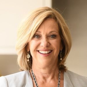 Meet your Posher, Lydia